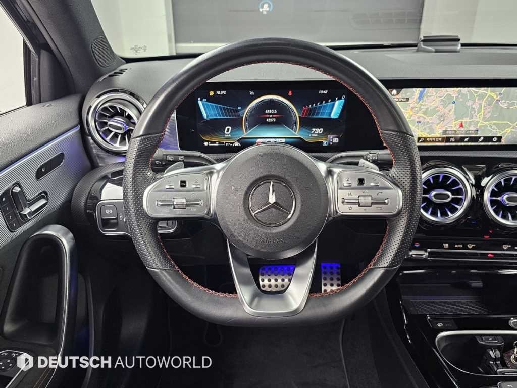 벤츠 A 클래스 A클래스 W177 AMG A45 4MATIC+ 해치백 이미지 13