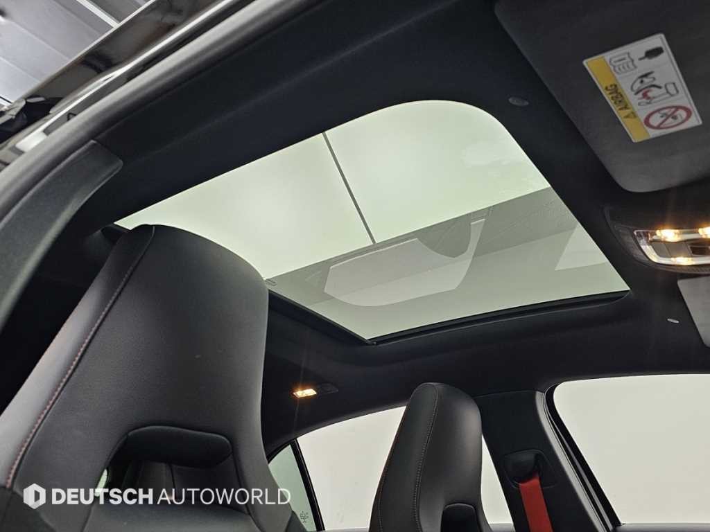 벤츠 A 클래스 A클래스 W177 AMG A45 4MATIC+ 해치백 이미지 18