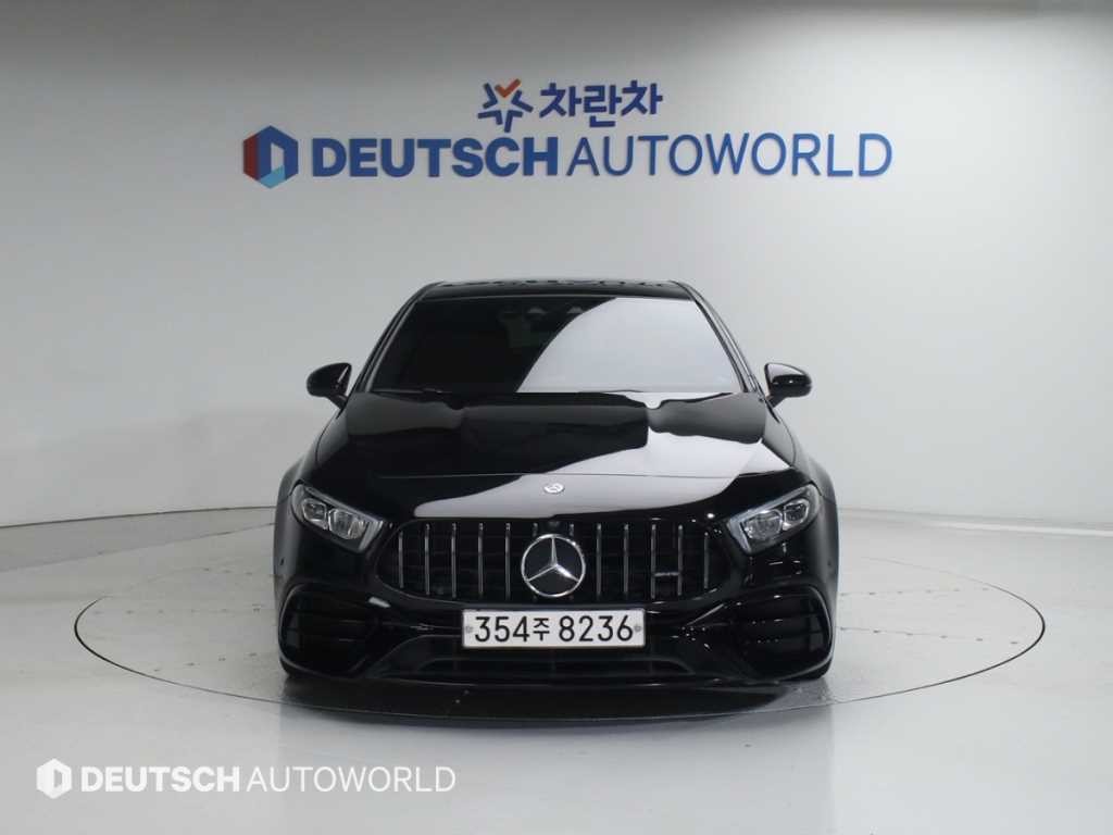 벤츠 A 클래스 A클래스 W177 AMG A45 4MATIC+ 해치백 이미지 3