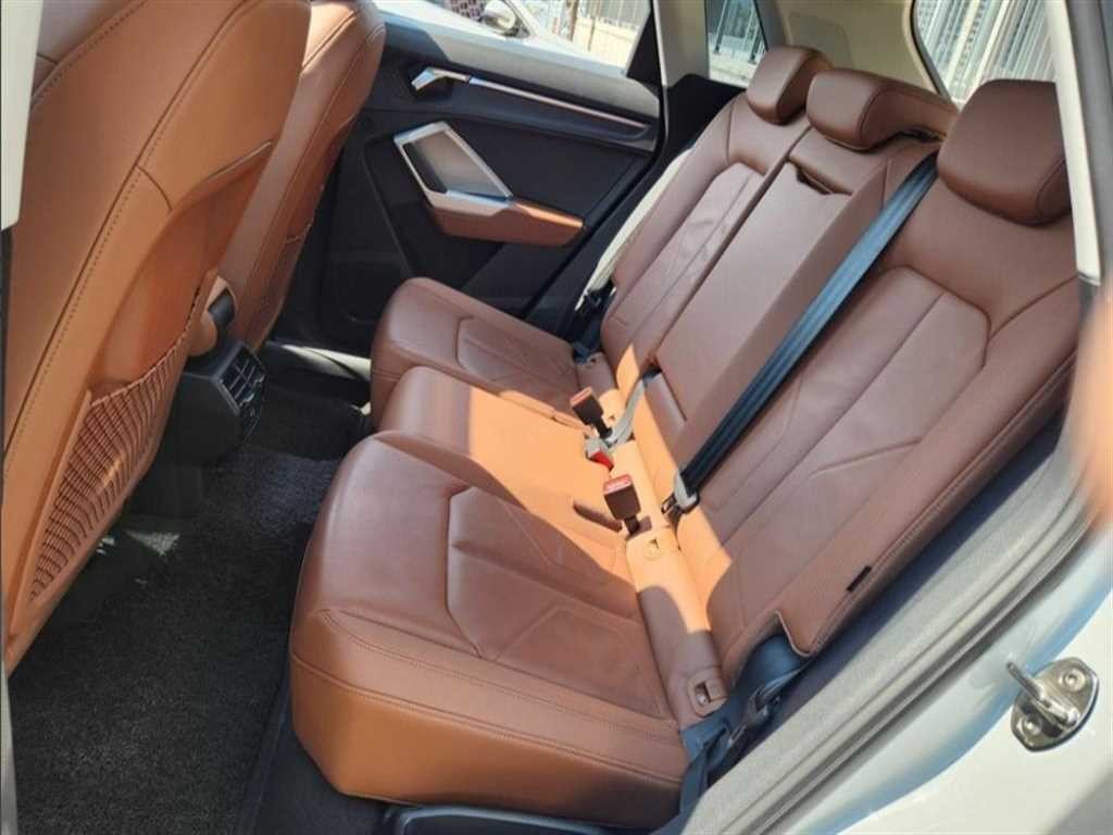 아우디 Q3 Q3 (F3) 35 TDI 이미지 8