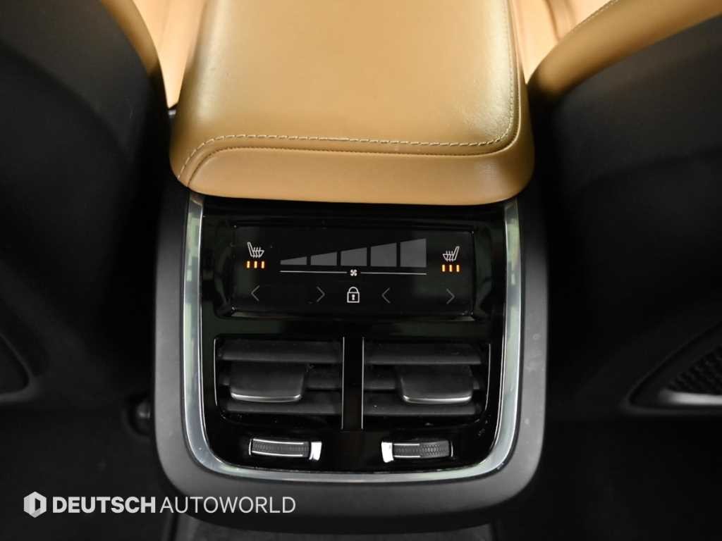 볼보 V60 V60 크로스 컨트리 2세대 2.0 T5 프로 AWD 이미지 16