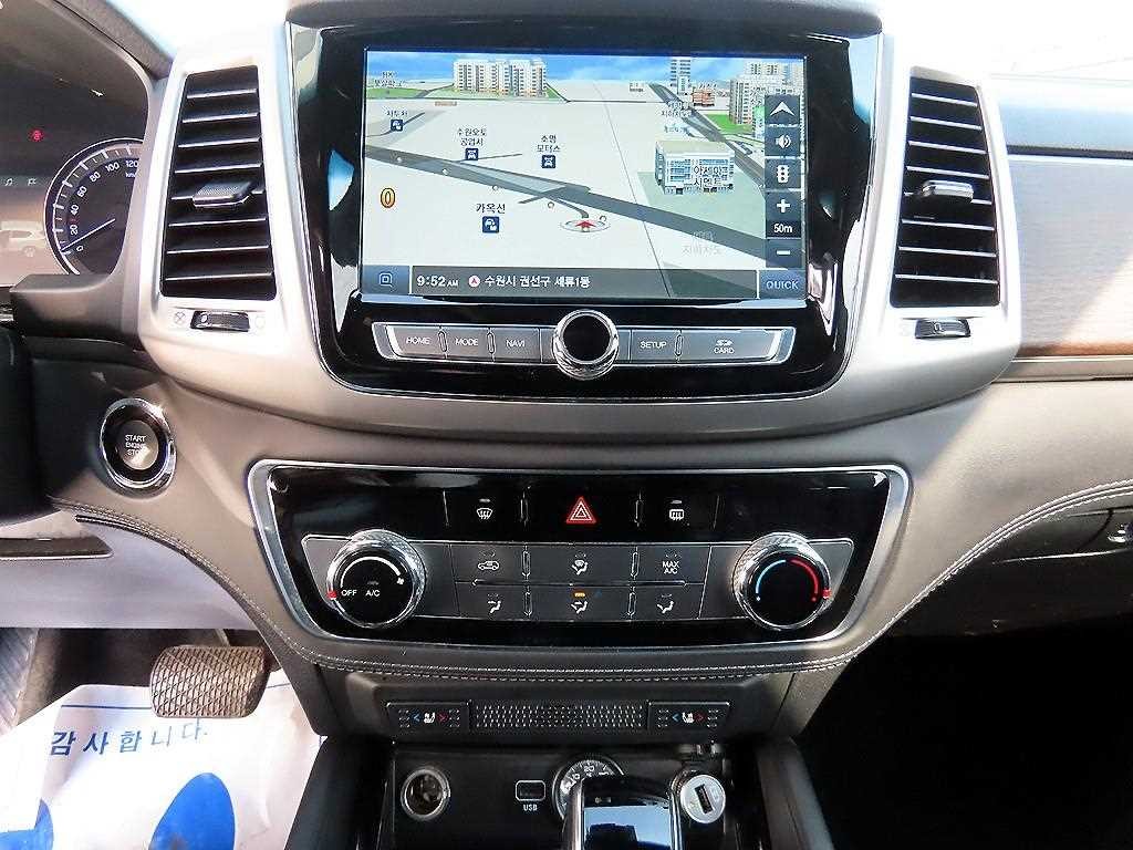 KG모빌리티(쌍용) 렉스턴 G4렉스턴 디젤 2.2 4WD 유라시아 에디션 이미지 13