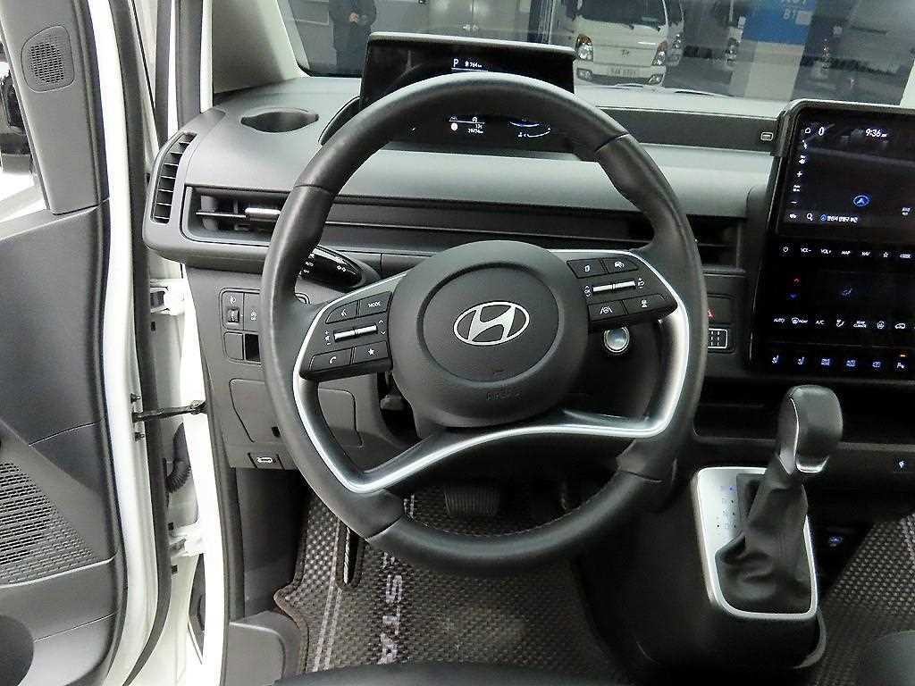 현대 스타리아 2WD 디젤 투어러 모던 9인승 이미지 7