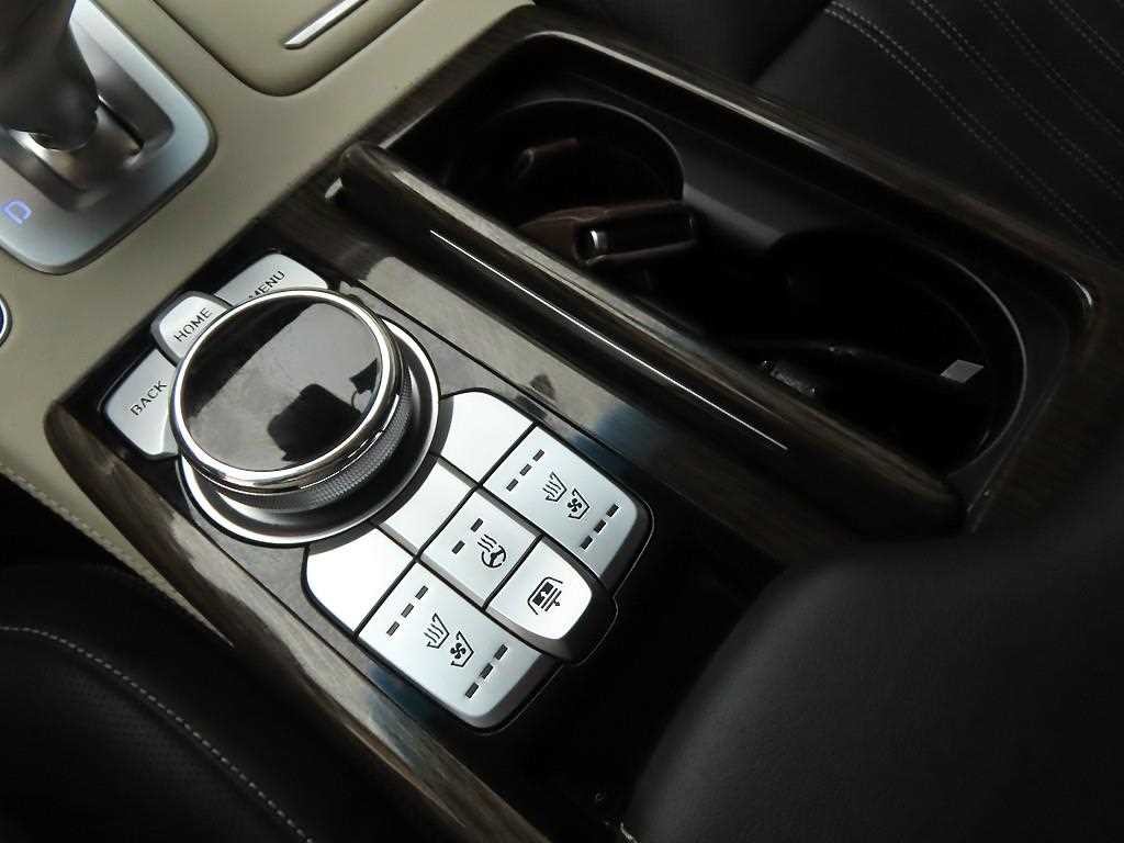 제네시스 G90 3.8 GDI AWD 럭셔리 이미지 10