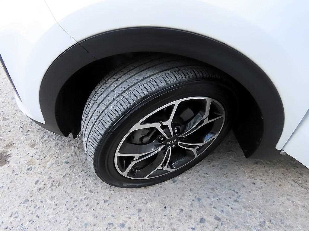 기아 스포티지 스포티지 더 볼드 2.0 디젤 2WD 시그니처 이미지 20