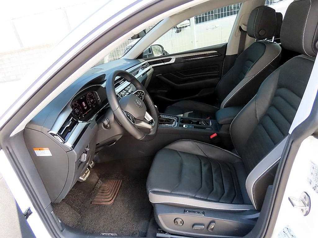 폭스바겐 아테온 2.0 TDI 프레스티지 이미지 5