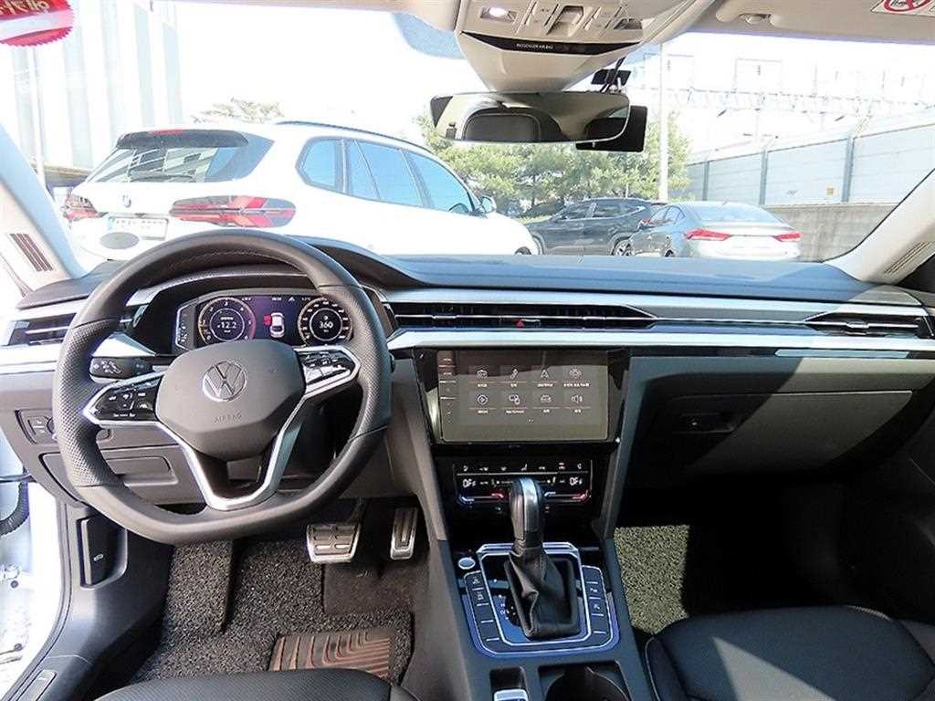 폭스바겐 아테온 2.0 TDI 프레스티지 이미지 7