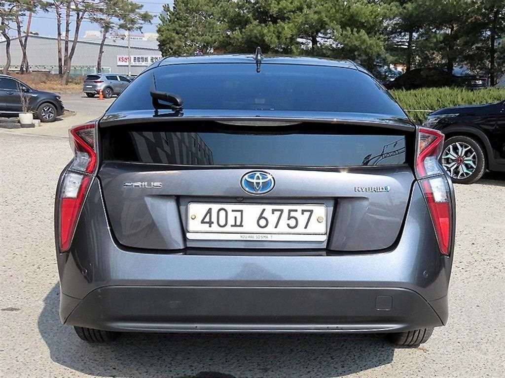 토요타 프리우스 프리우스 4세대 1.8 E 이미지 5