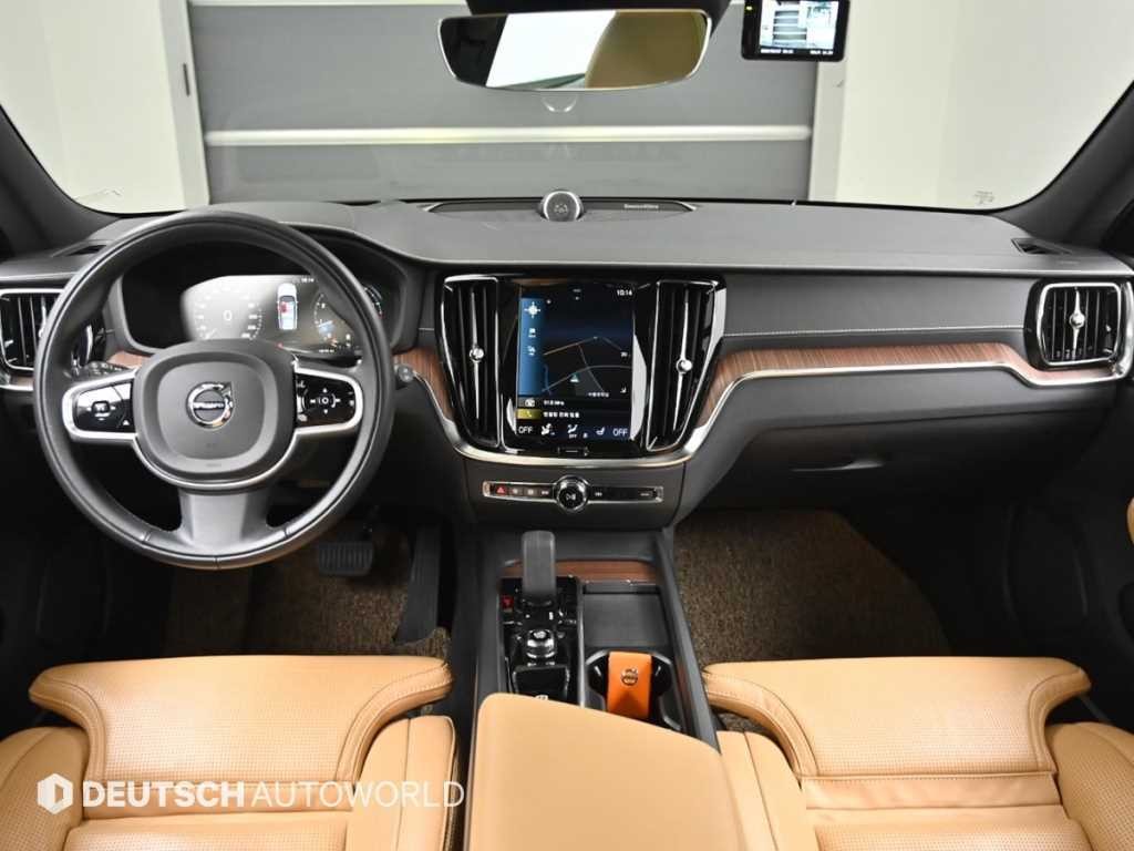 볼보 V60 V60 크로스 컨트리 2세대 2.0 B5 프로 AWD 이미지 7