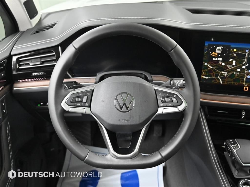폭스바겐 투아렉 투아렉 3세대 3.0 TDI 프레스티지 이미지 13