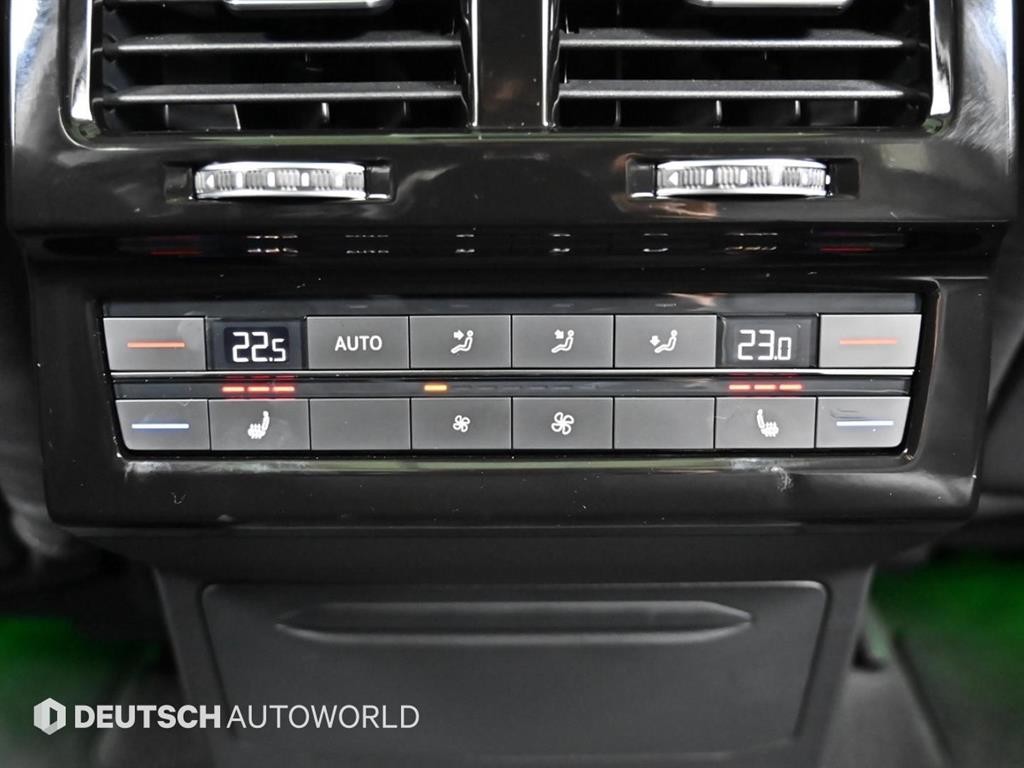 폭스바겐 투아렉 투아렉 3세대 3.0 TDI 프레스티지 이미지 16