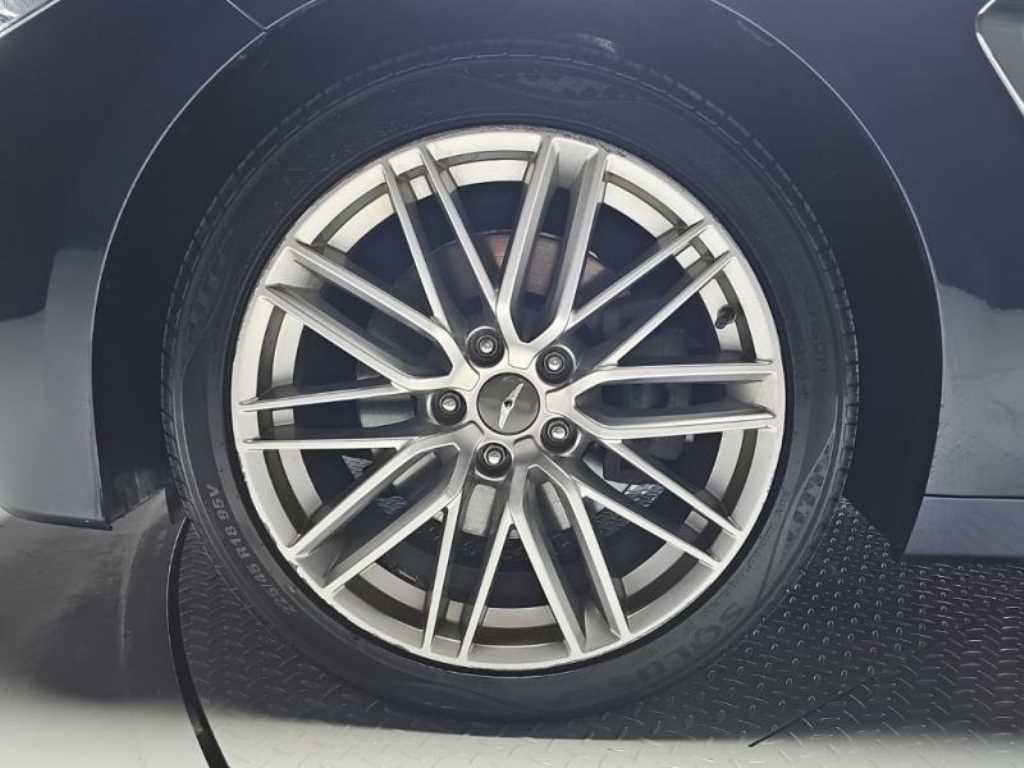 제네시스 G70 2.0T 엘리트 이미지 20