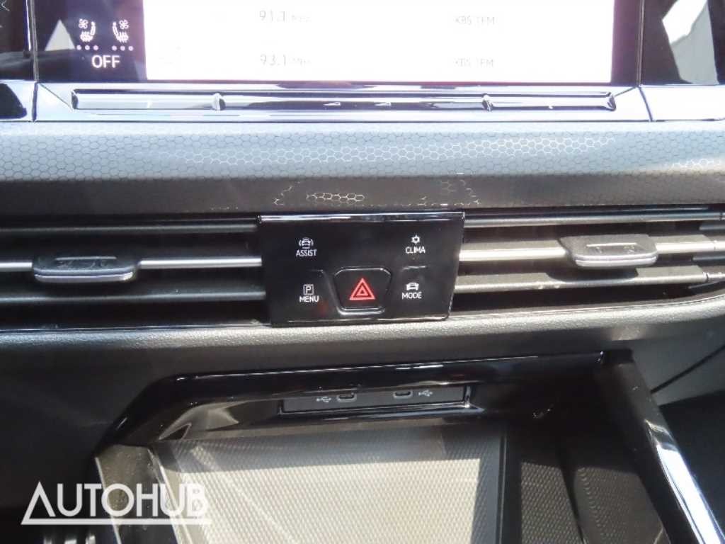 폭스바겐 골프 골프 8세대 2.0 GTI 이미지 8