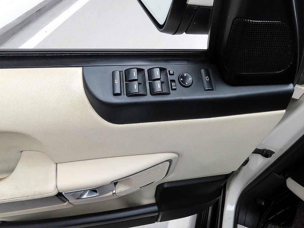 랜드로버 레인지로버 V8 5.0 SUPERCHARGED 이미지 11