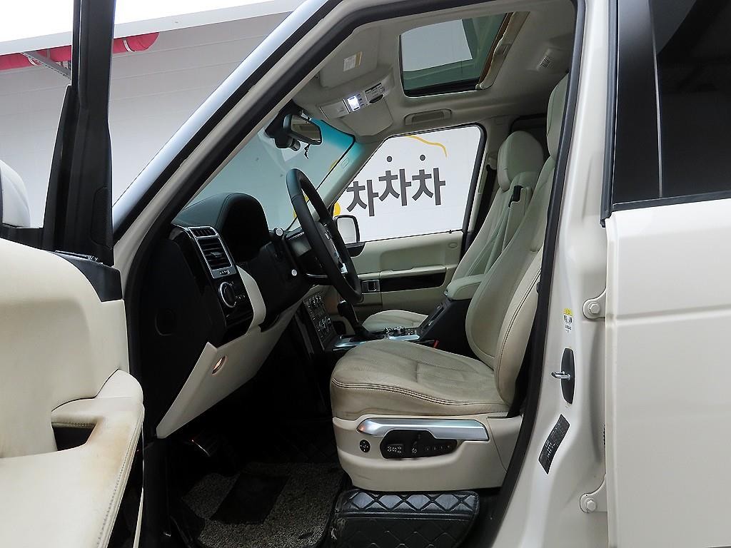 랜드로버 레인지로버 V8 5.0 SUPERCHARGED 이미지 13
