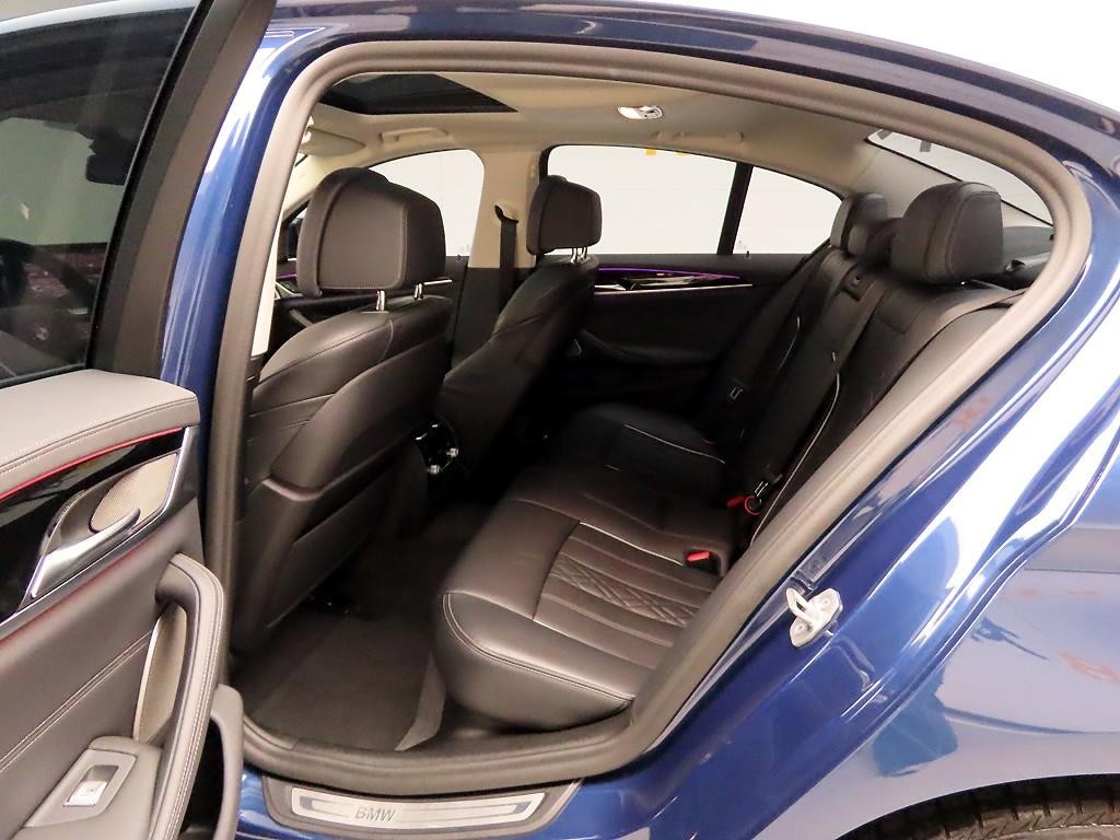 BMW 5시리즈 5시리즈 (G30) 530i M 스포츠 이미지 12