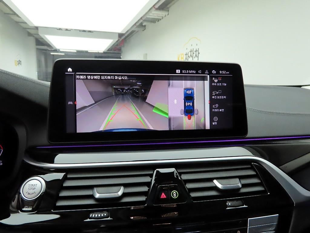 BMW 5시리즈 5시리즈 (G30) 530i M 스포츠 이미지 15