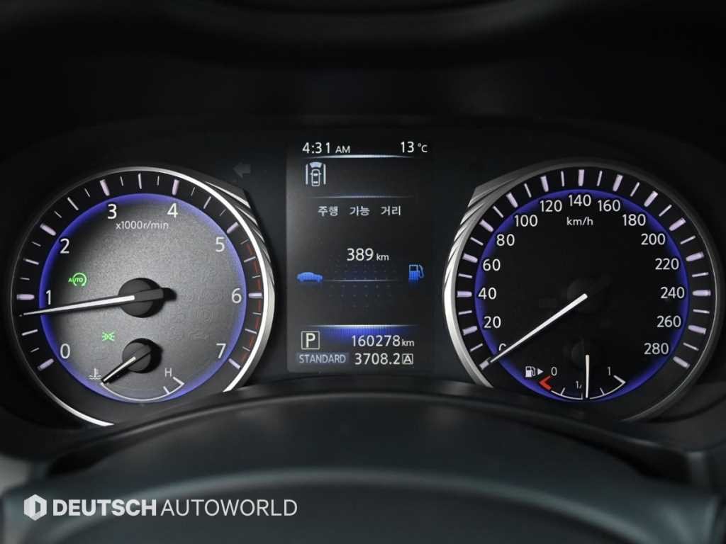 인피니티 Q Q50 2.2D 익스클루시브 이미지 8