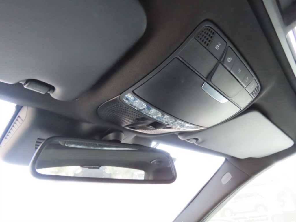 벤츠 C 클래스 C클래스 W205 C200 AMG LINE 이미지 12
