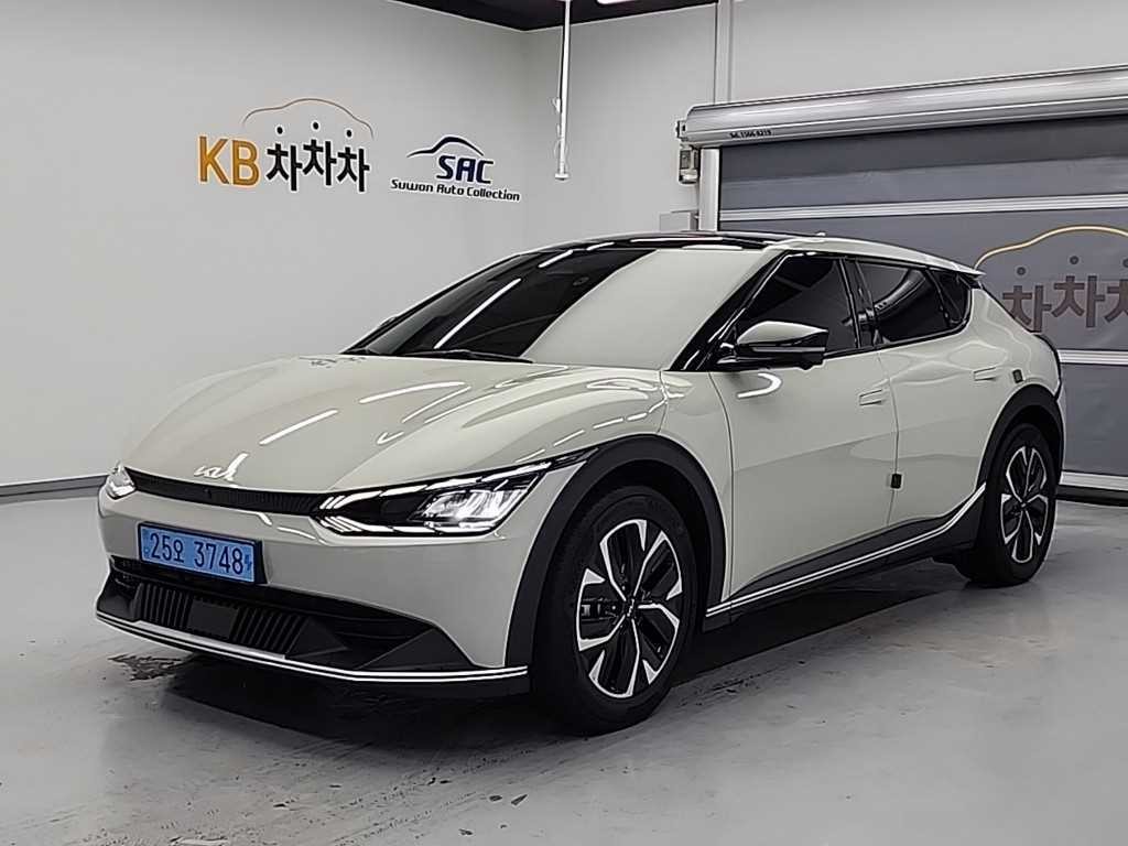 기아 EV6 롱레인지 AWD 에어 이미지 1