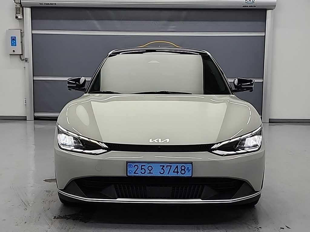 기아 EV6 롱레인지 AWD 에어 이미지 2