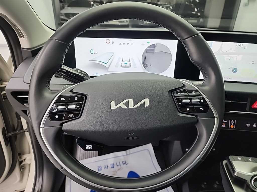 기아 EV6 롱레인지 AWD 에어 이미지 9