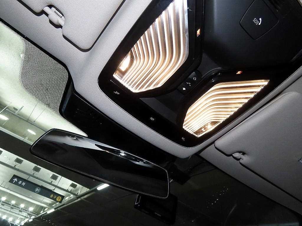 BMW 5시리즈 5시리즈 (G30) 520d M 스포츠 플러스 이미지 15