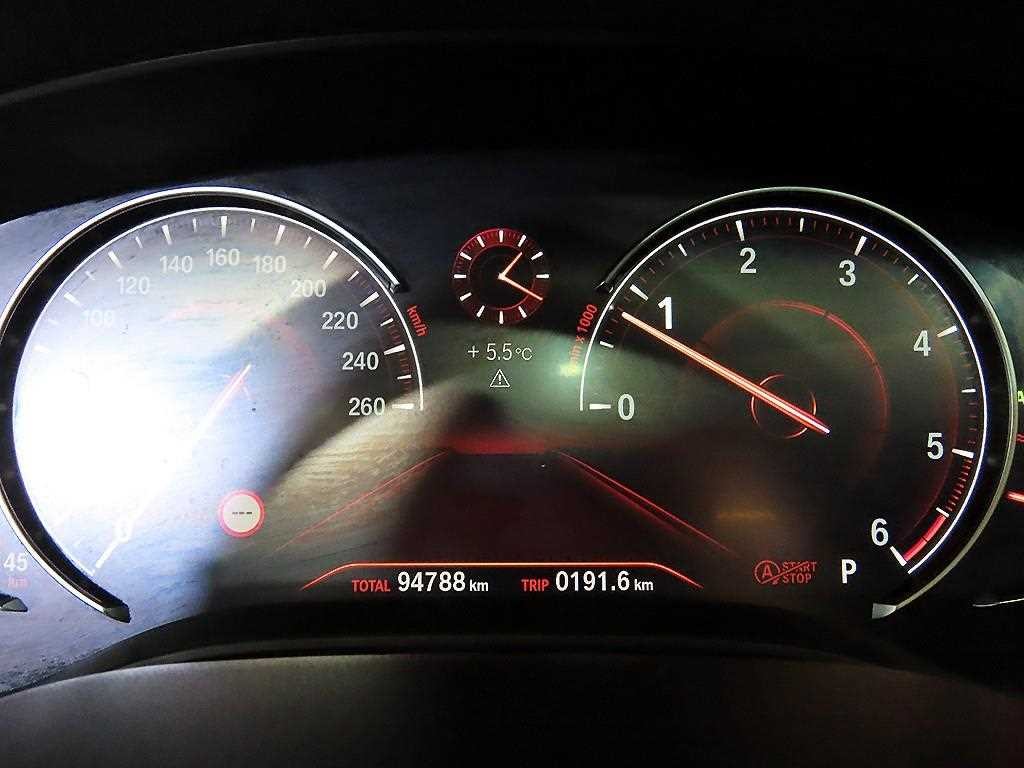 BMW 5시리즈 5시리즈 (G30) 520d M 스포츠 플러스 이미지 9