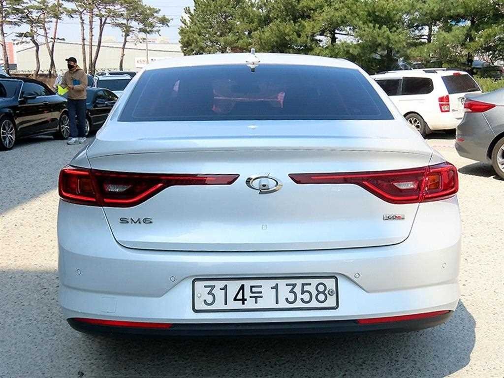 르노코리아(삼성) SM6 가솔린 2.0 GDe PE 이미지 4