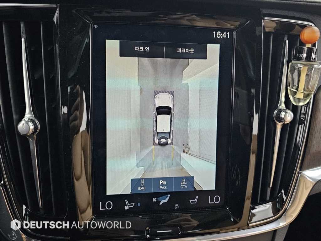 볼보 S90 B5 인스크립션 이미지 15