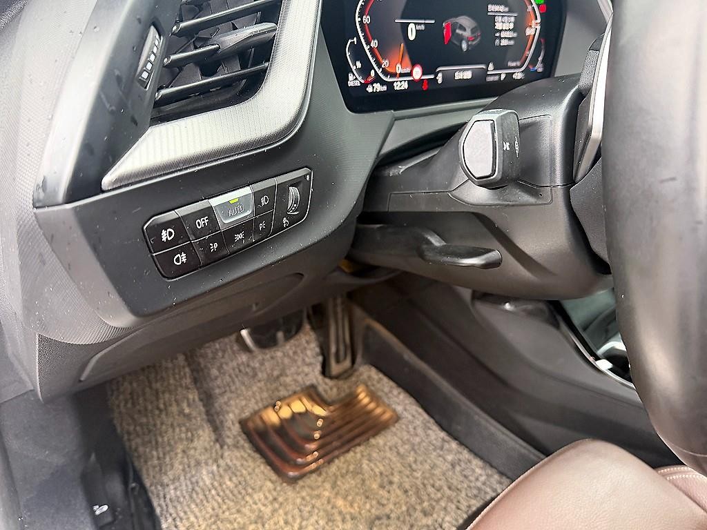 BMW 1시리즈 1시리즈 (F40) 118d M 스포츠 이미지 13