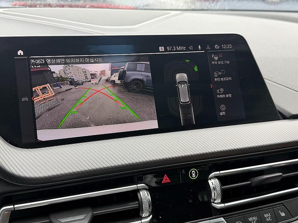 BMW 1시리즈 1시리즈 (F40) 118d M 스포츠 이미지 17