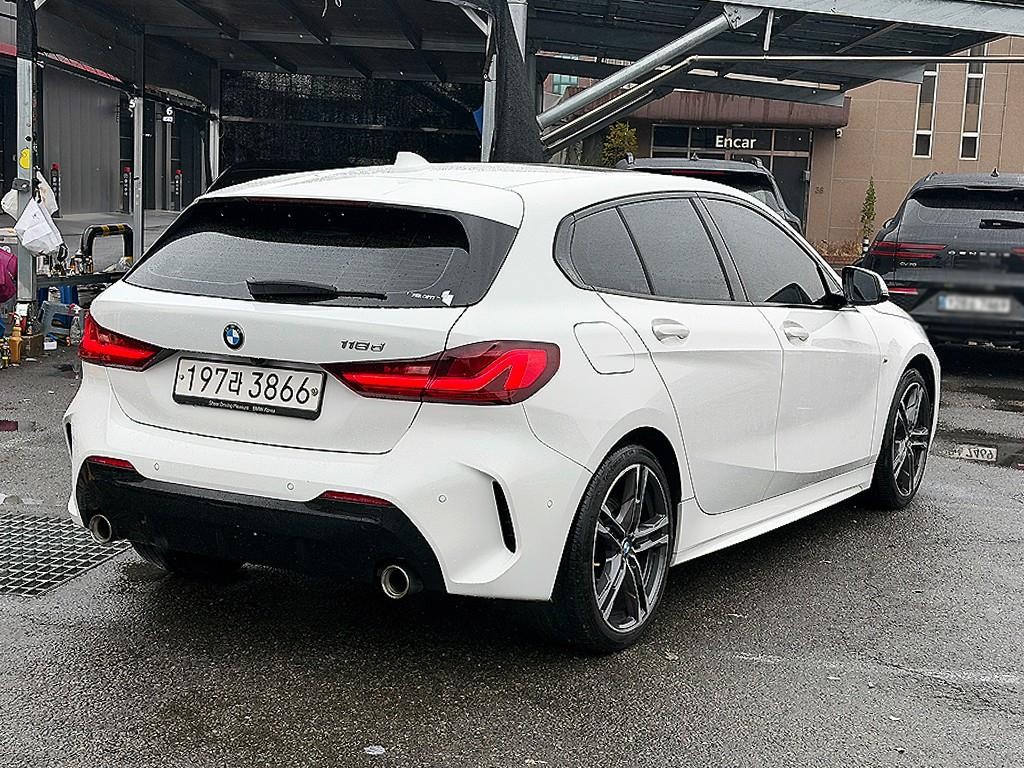 BMW 1시리즈 1시리즈 (F40) 118d M 스포츠 이미지 4