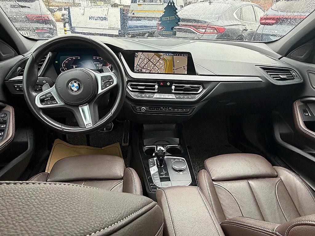 BMW 1시리즈 1시리즈 (F40) 118d M 스포츠 이미지 5