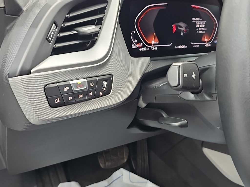 BMW 1시리즈 1시리즈 (F40) 118d M 스포츠 퍼스트 에디션 이미지 16