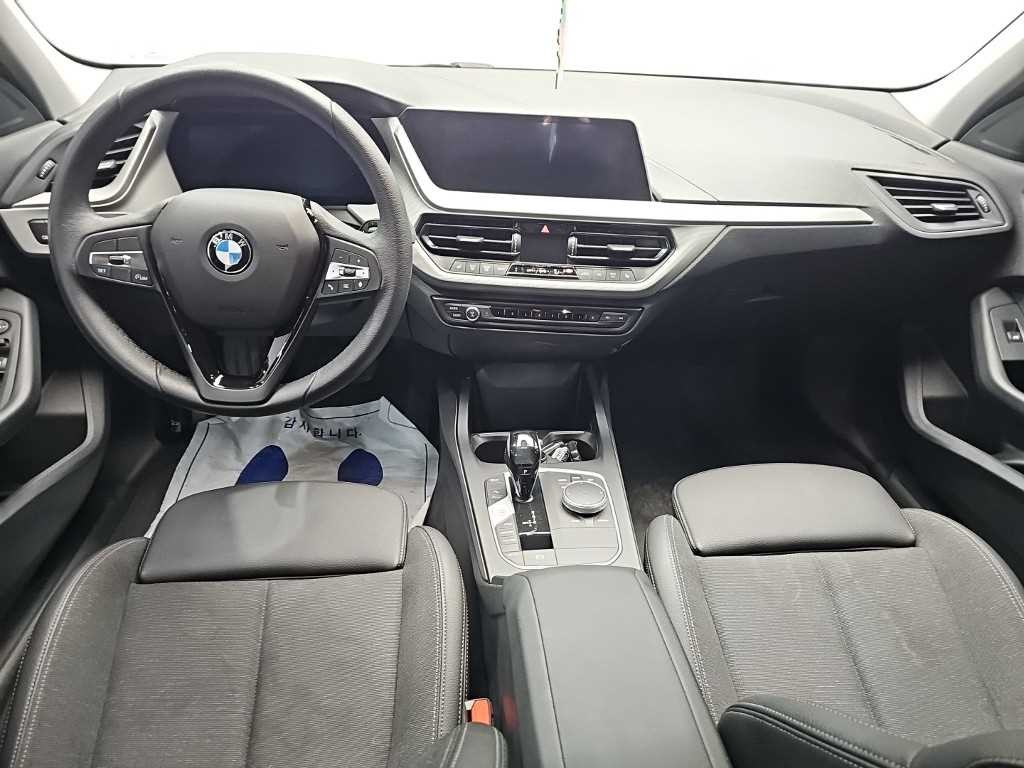 BMW 1시리즈 1시리즈 (F40) 118d M 스포츠 퍼스트 에디션 이미지 7