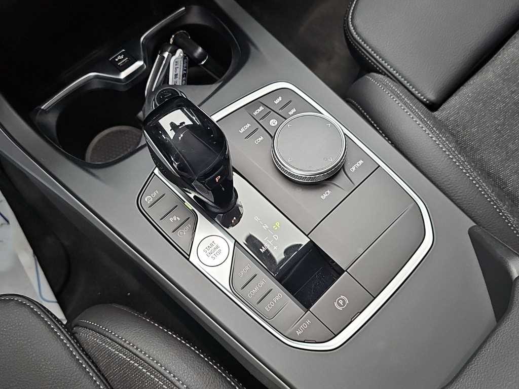 BMW 1시리즈 1시리즈 (F40) 118d M 스포츠 퍼스트 에디션 이미지 8