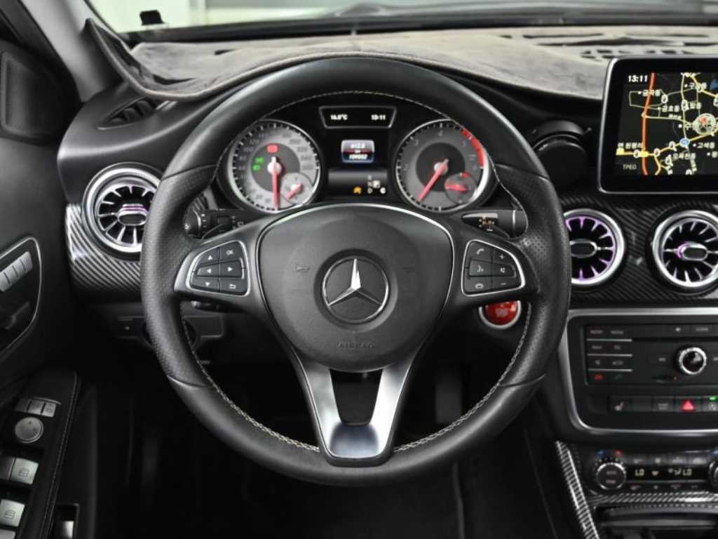 벤츠 GLA 클래스 GLA클래스 X156 GLA200 D 이미지 13