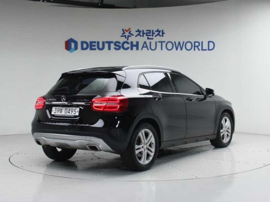 벤츠 GLA 클래스 GLA클래스 X156 GLA200 D 이미지 2