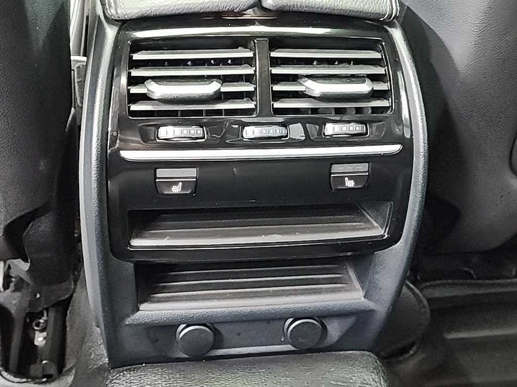 BMW 5시리즈 5시리즈 (G30) 520i 럭셔리 이미지 13