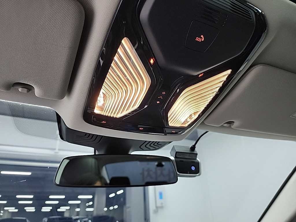 BMW 5시리즈 5시리즈 (G30) 520i 럭셔리 이미지 17