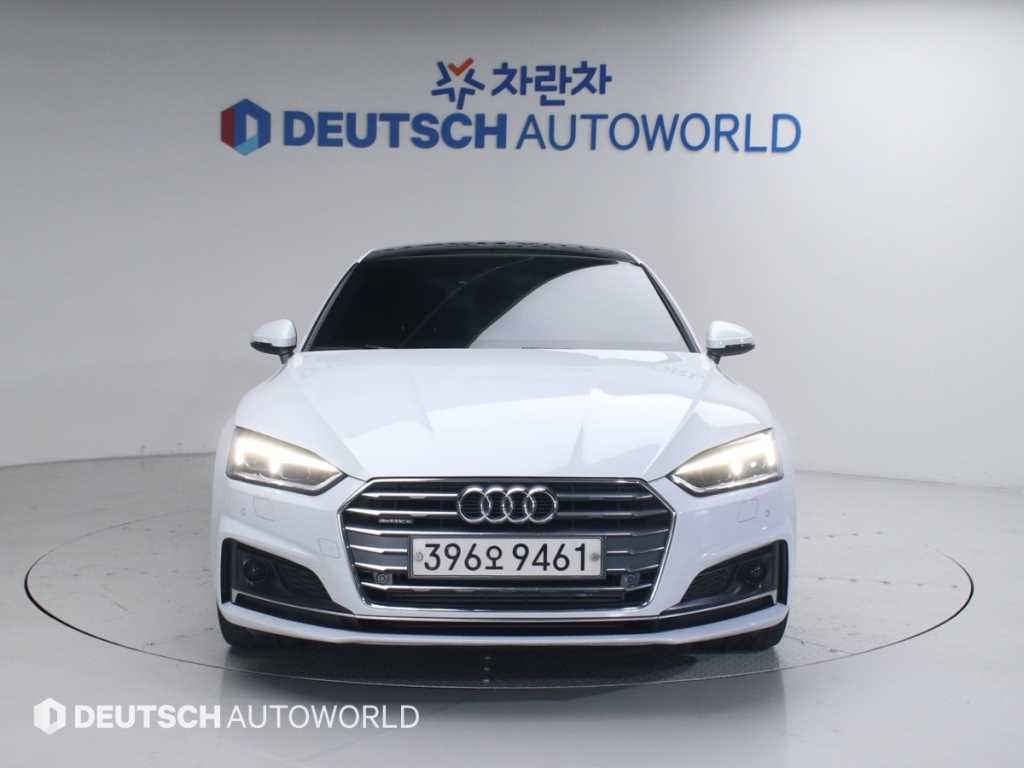 아우디 A5 A5 (F5) 45 TFSI 콰트로 프리미엄 스포트백 이미지 3