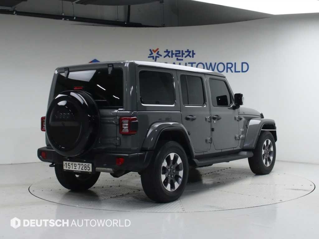 지프 랭글러 랭글러 (JL) 2.0 오버랜드 4도어 파워탑 이미지 2
