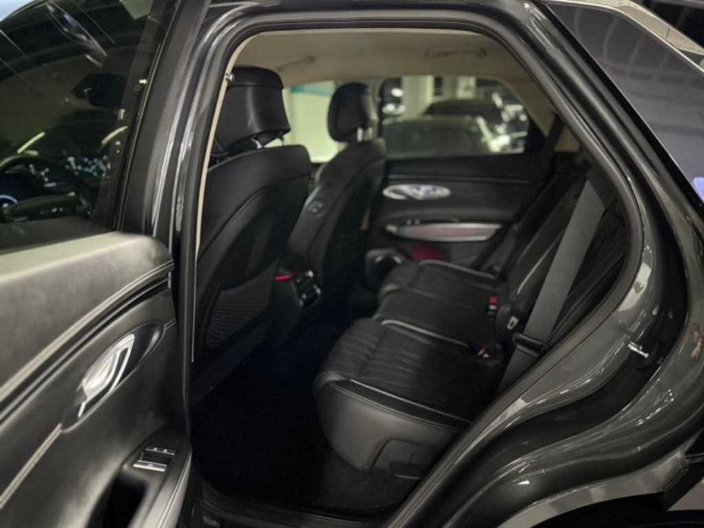 제네시스 GV70 2.2 디젤 2WD 이미지 11