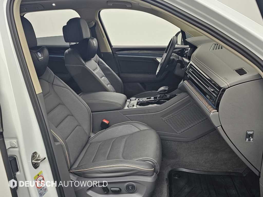 폭스바겐 투아렉 투아렉 3세대 3.0 TDI 프레스티지 이미지 10