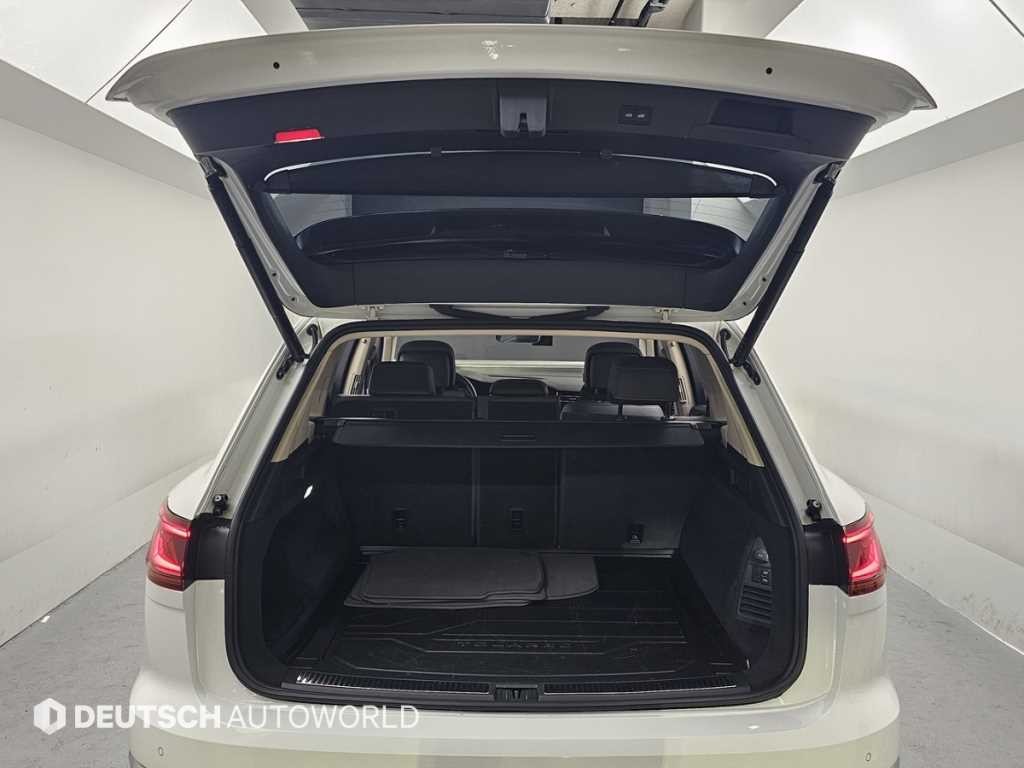 폭스바겐 투아렉 투아렉 3세대 3.0 TDI 프레스티지 이미지 19