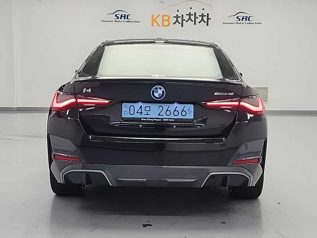 BMW i4 eDrive 40 M 스포츠 이미지 3