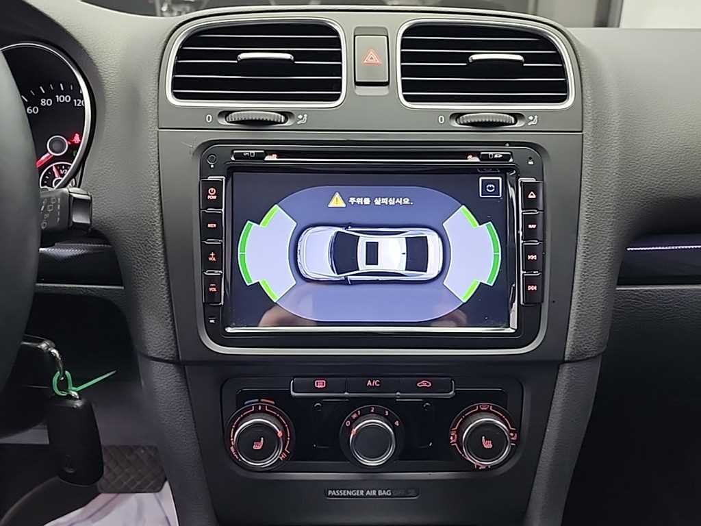 폭스바겐 골프 골프 6세대 1.6 TDI 블루모션 스타일에디션 이미지 10