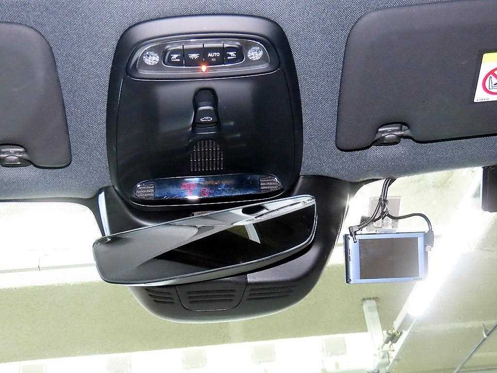 볼보 XC40 B4 AWD 인스크립션 이미지 14
