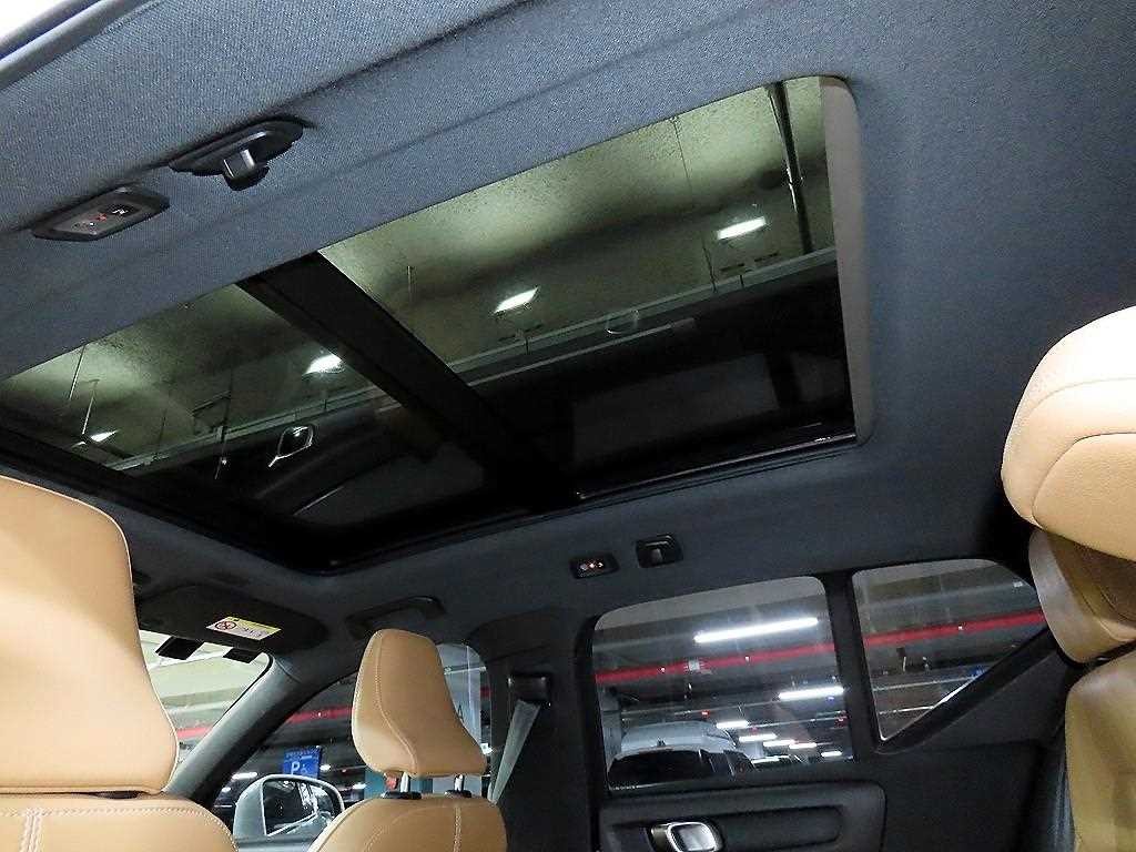 볼보 XC40 B4 AWD 인스크립션 이미지 15